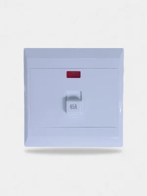 AIYI 3 Pin & Euro Socket 16A White