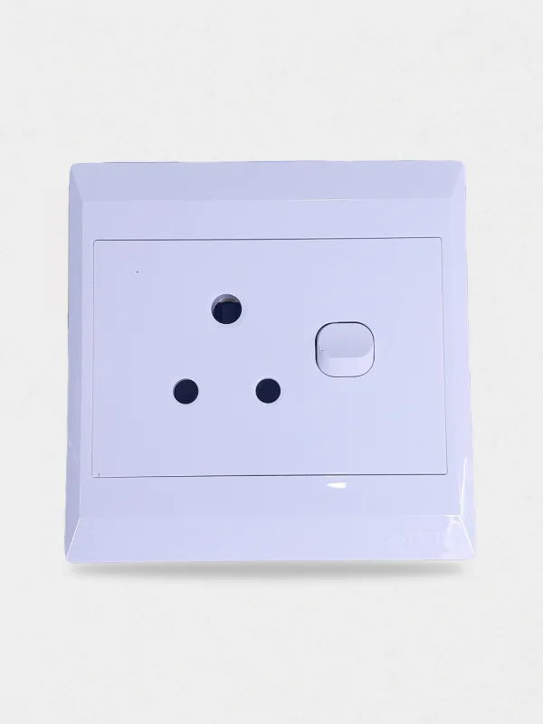 AIYI Single Wall Socket 3 Pin 16A White